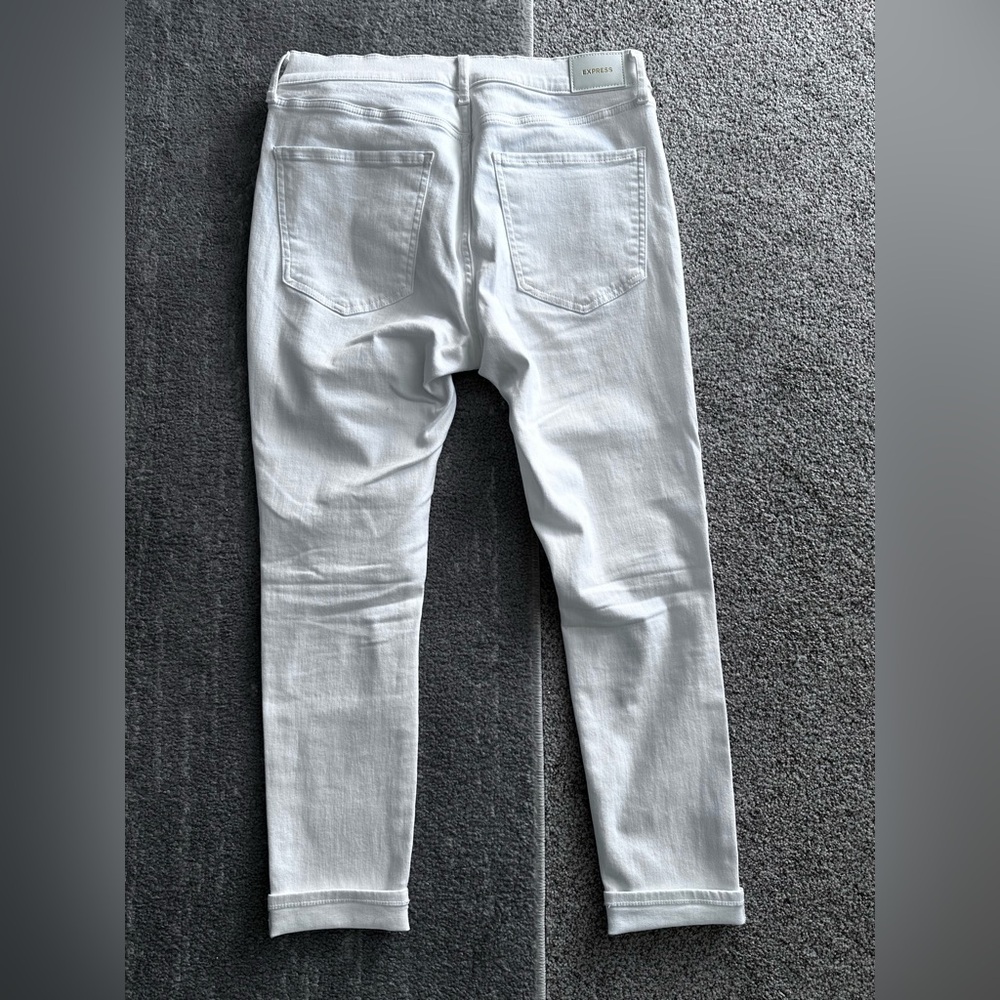 Express Jeans - Picture 2 of 5